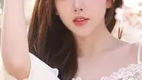 《罗塞尼尔力保绿茵防线，帕尔默与詹姆斯强势归队重燃训练战火》